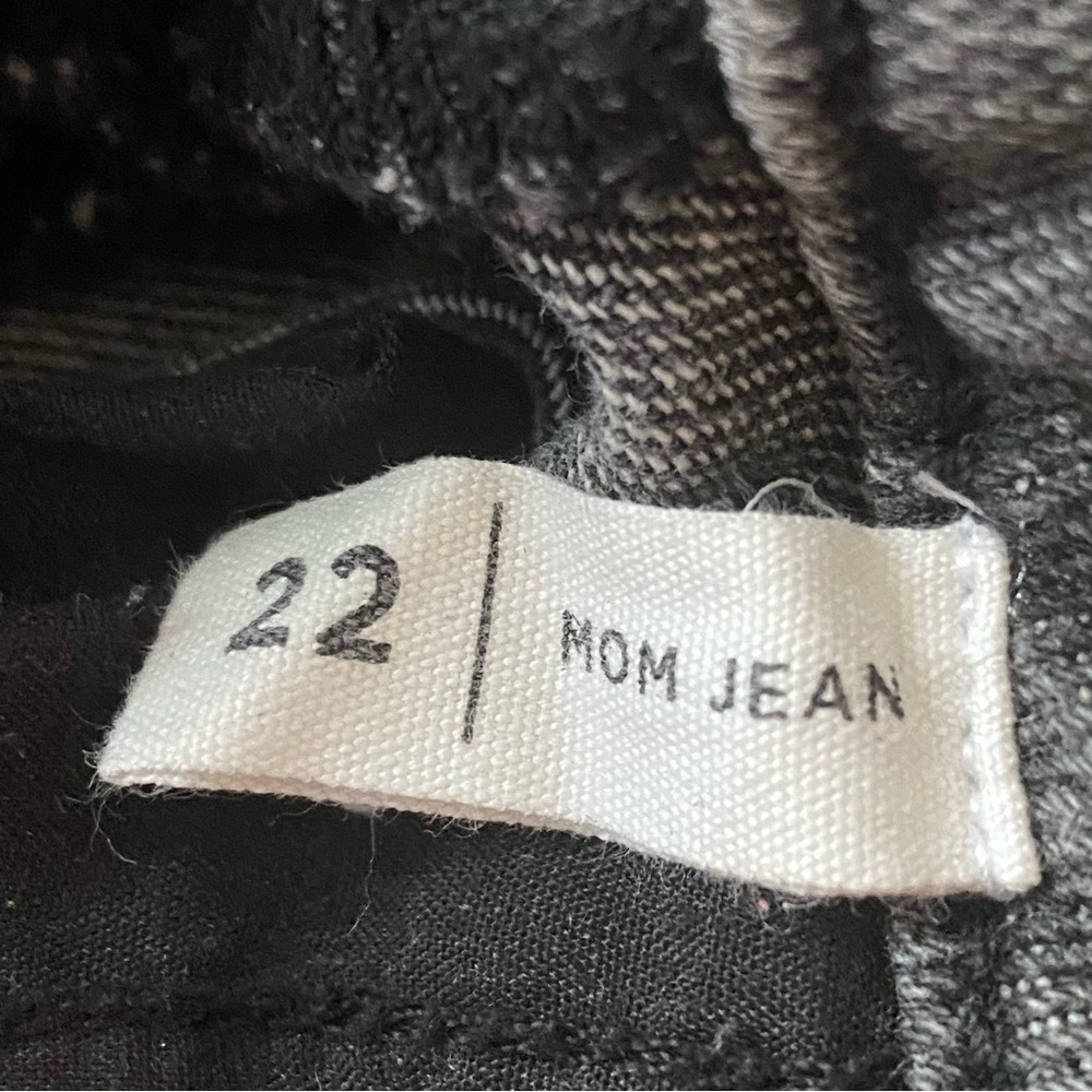 PACSUN heavily distressed mom jeans straight leg medium wash black 22 (not plus) - Picture 7 of 8
